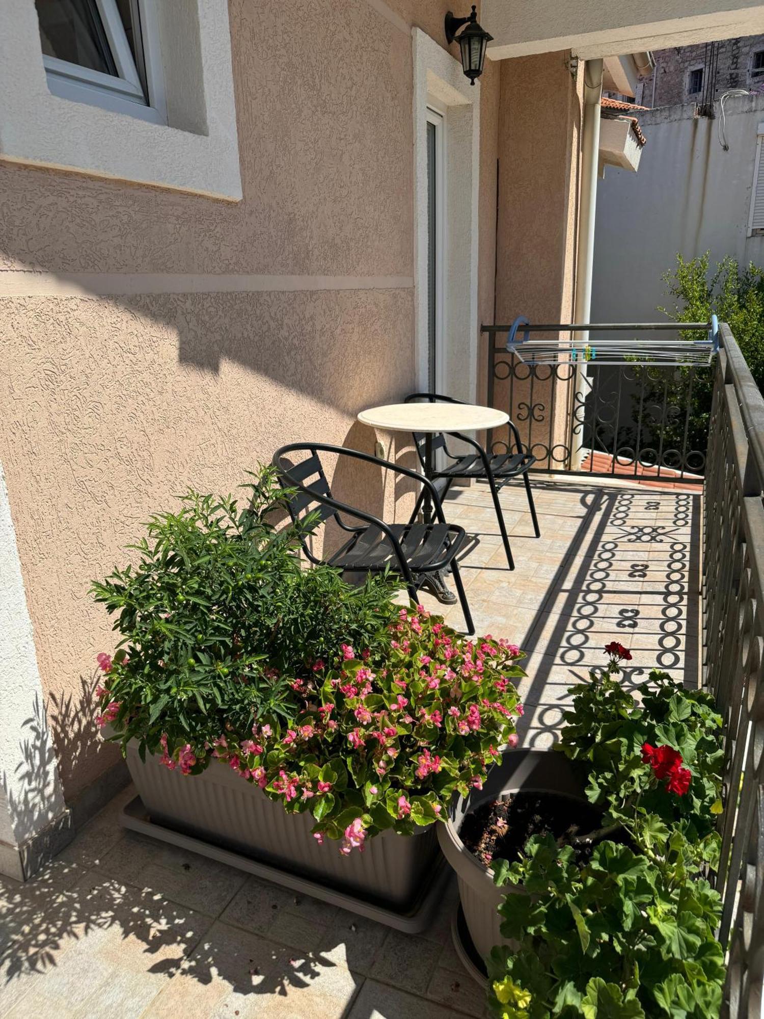 Apartments Mitrovic Podlicak Sveti Stefan Zewnętrze zdjęcie