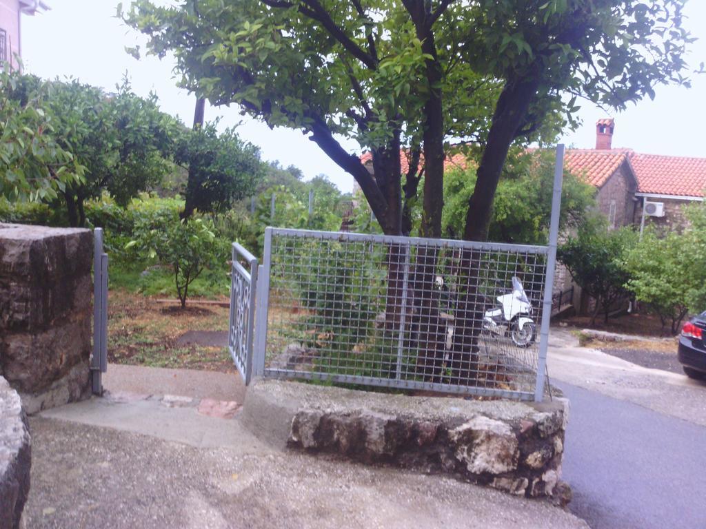 Apartments Mitrovic Podlicak Sveti Stefan Zewnętrze zdjęcie