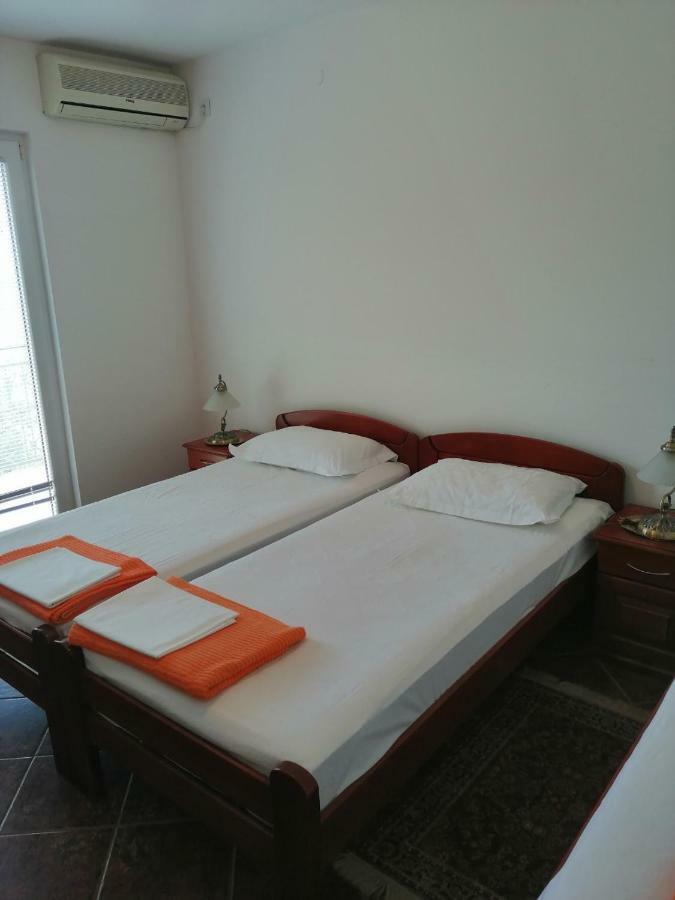 Apartments Mitrovic Podlicak Sveti Stefan Zewnętrze zdjęcie