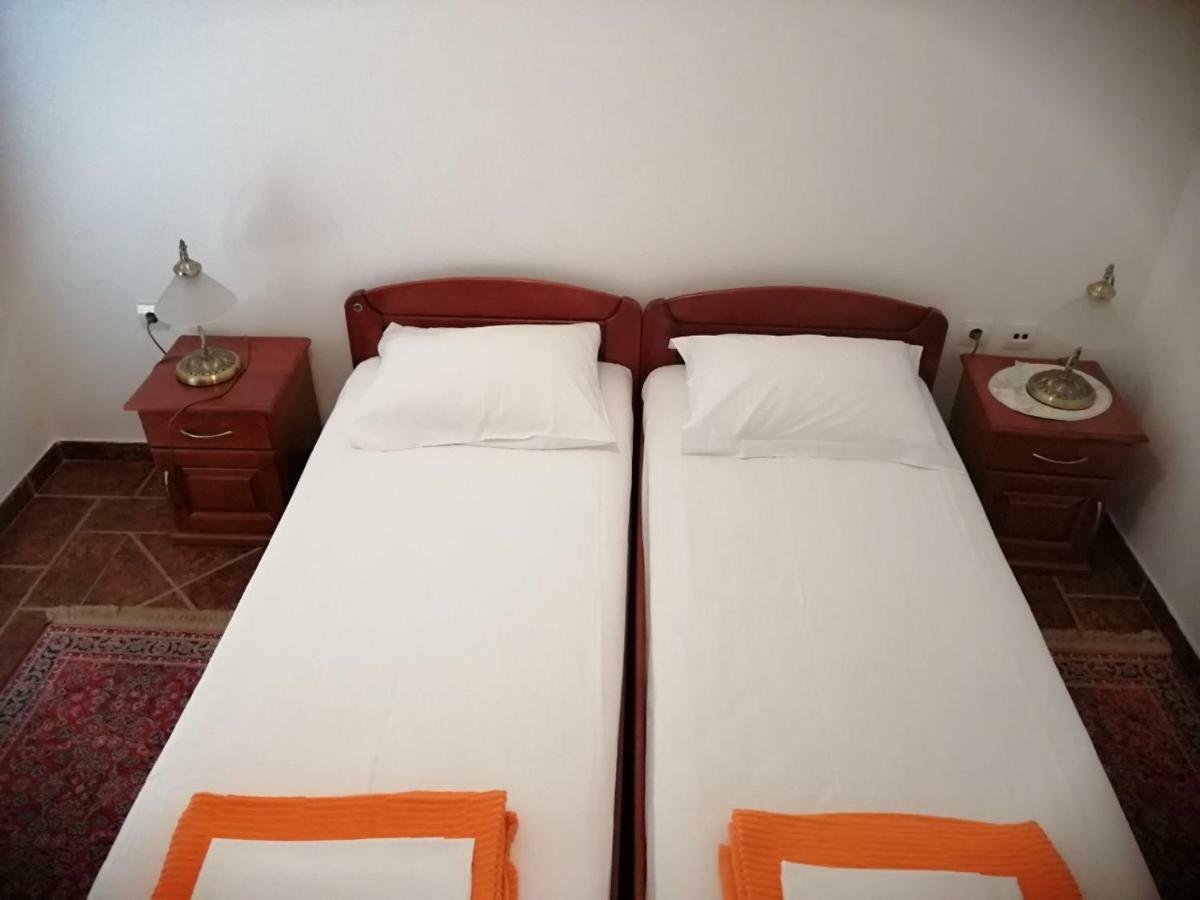 Apartments Mitrovic Podlicak Sveti Stefan Zewnętrze zdjęcie