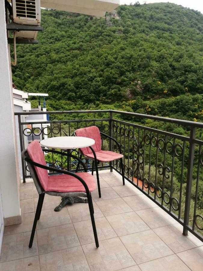 Apartments Mitrovic Podlicak Sveti Stefan Zewnętrze zdjęcie